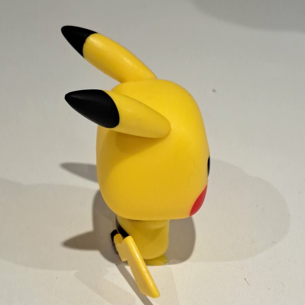 angry Pikachu funko - Picture 2 of 2